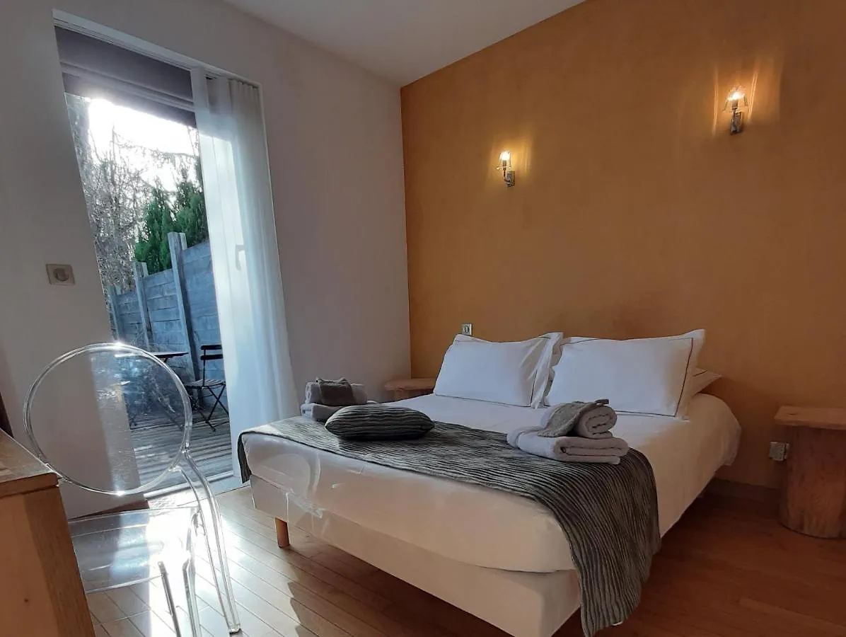 *** Hotel Le Clos Du Bois Joli Lagnieu France